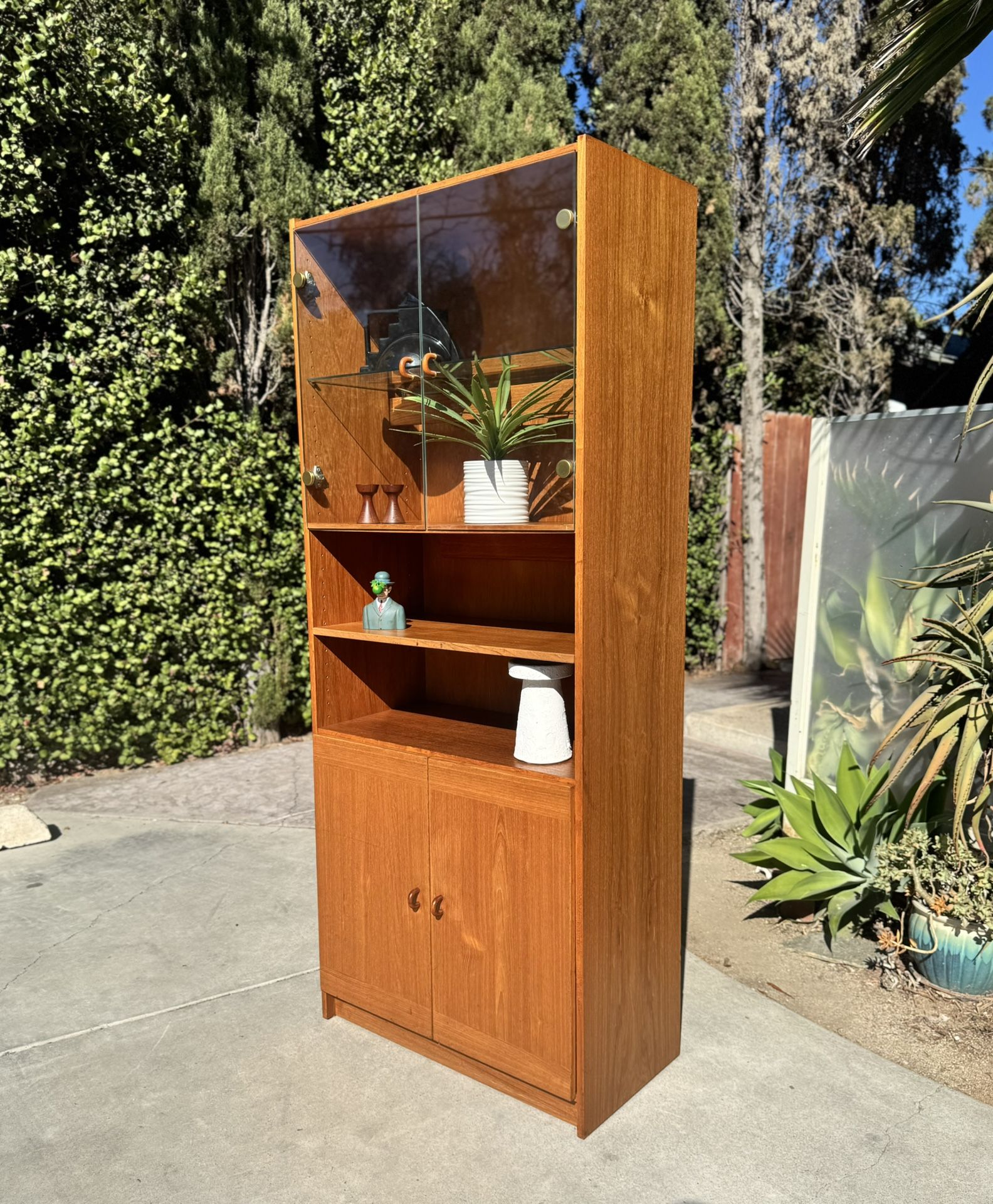 Danish Modern Mid Century Teak Wall Cabinet Unit Bookshelf Book Shelf