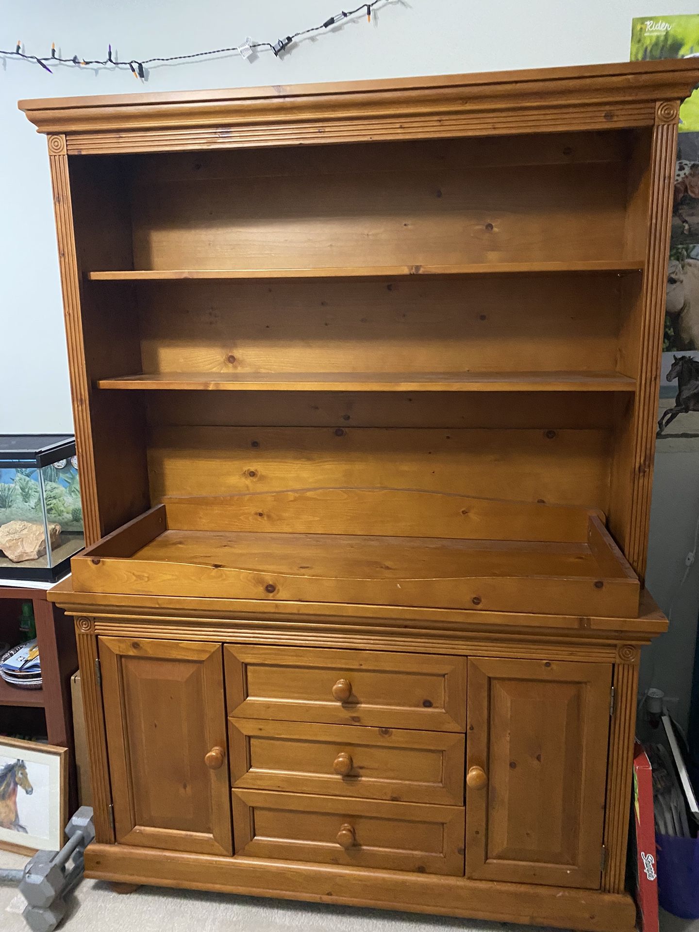 Dresser Hutch Changing Table 