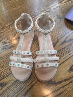 Girls sandals