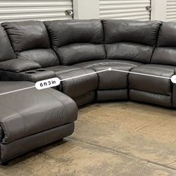 Beautiful Grey Sectional Leather Recliner ! ✅🚛