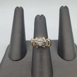 14kt Yellow Gold Ladies Diamond Ring