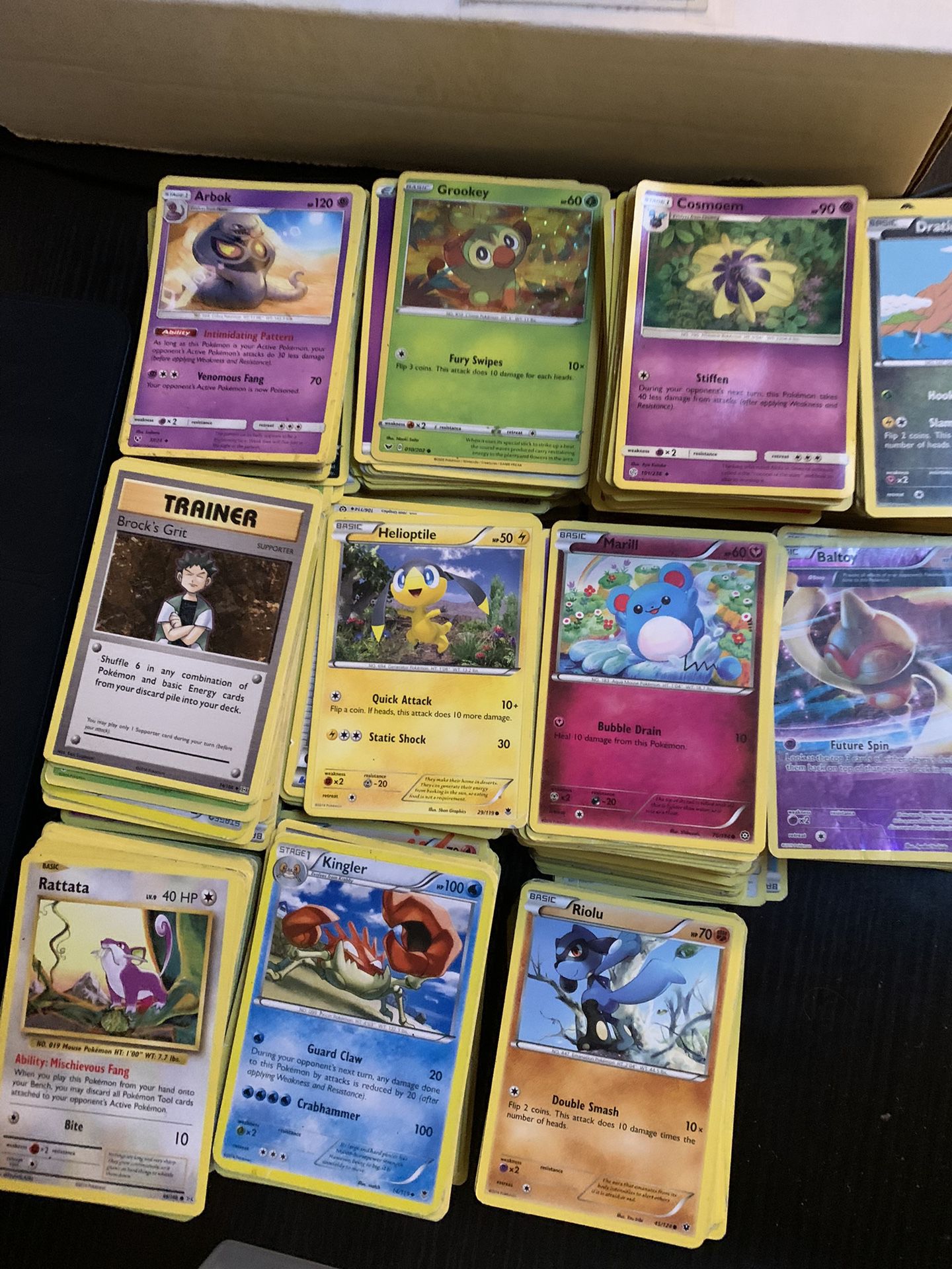 Pokémon Cards Lot of 1000