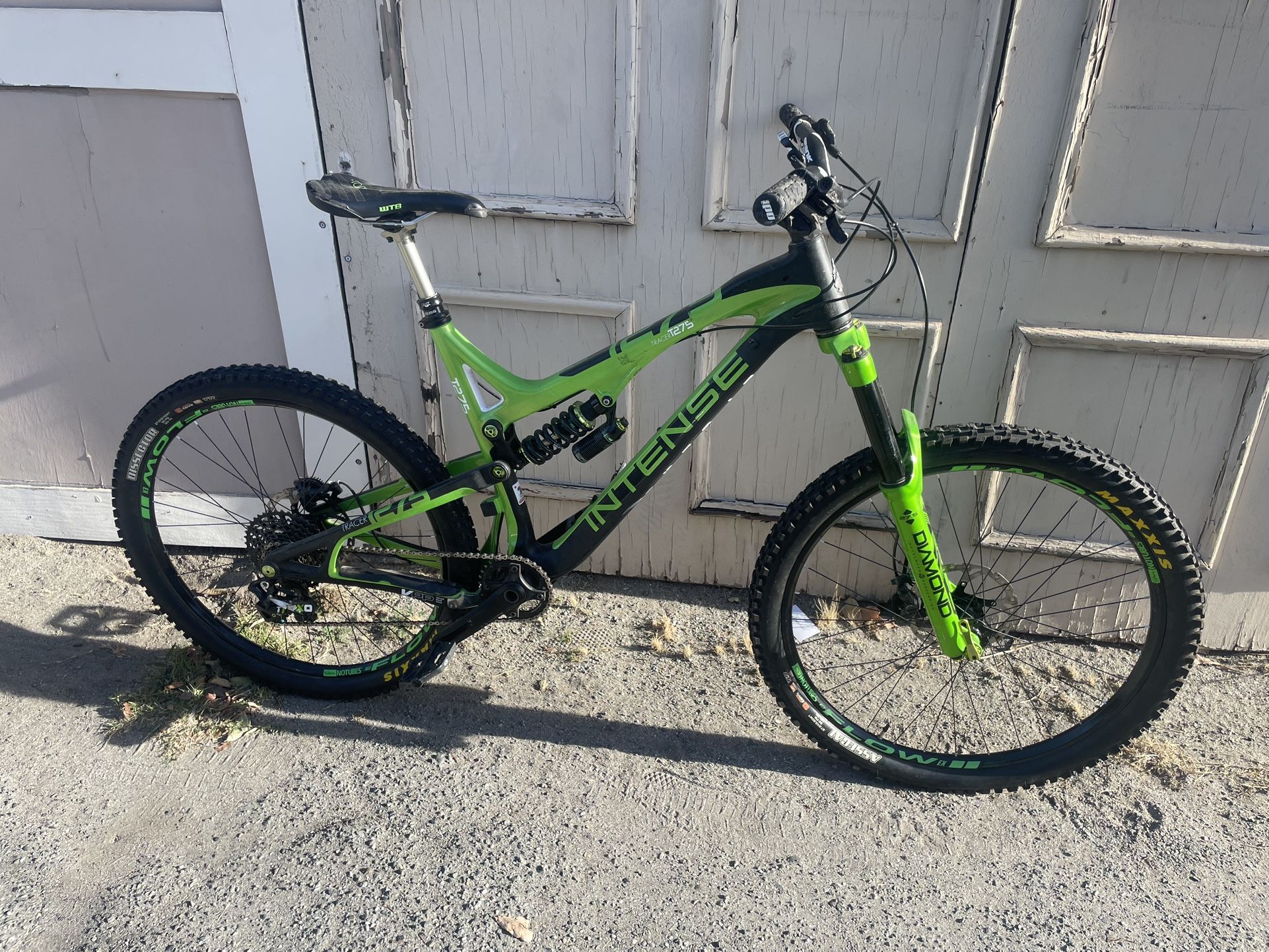Intense Tracer Carbon 27.5 Talla L