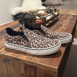 VANS Asher Deluxe Slip-On Sneaker- Woman’s 