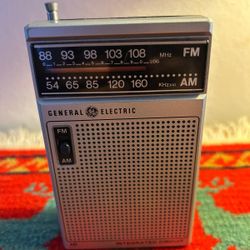 RADIO ANTIGUO GENERAL ELECTRICO