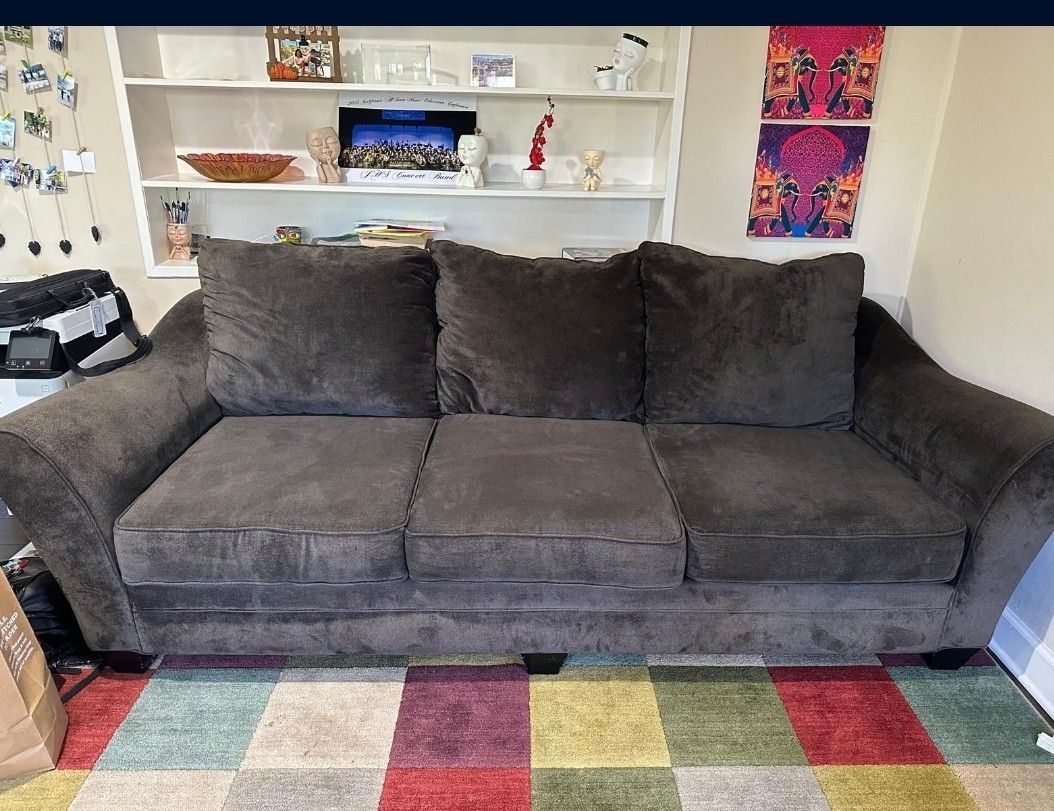 Sofa- 4 Seater AVAILABLE
