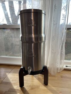 Alexapure Water Filter Container