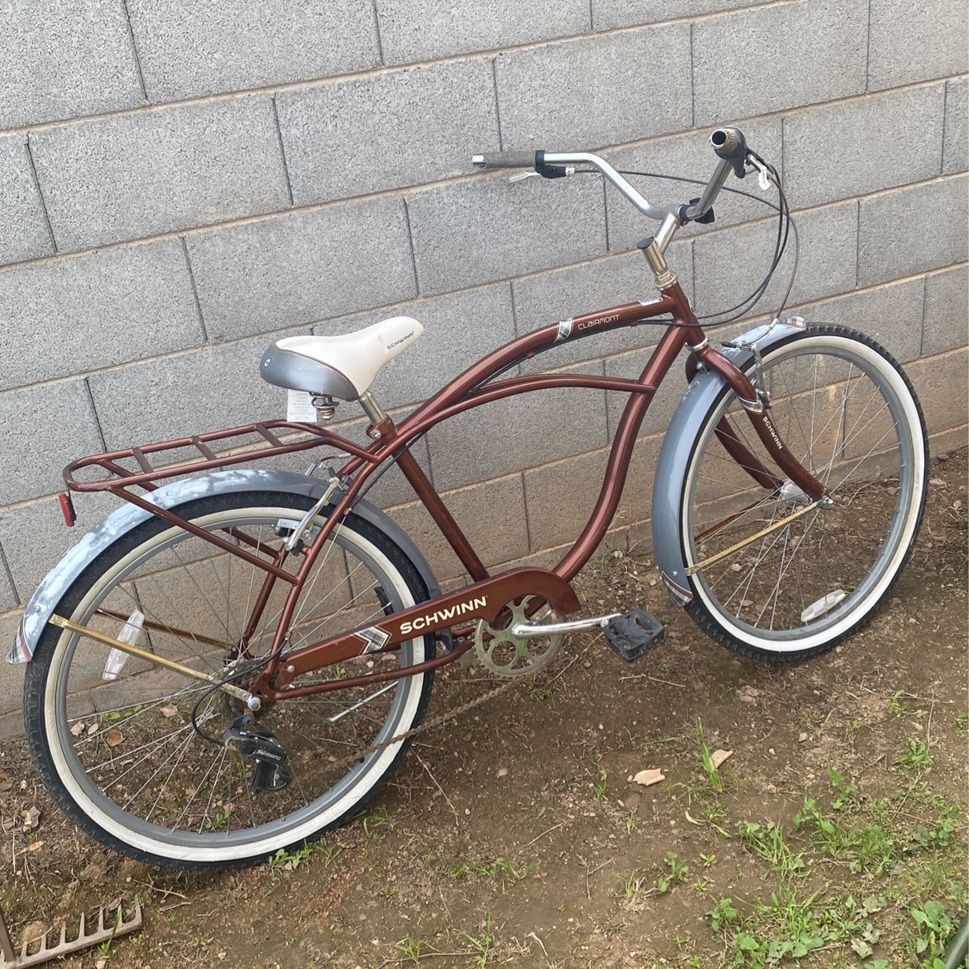 schwinn clairmont cruiser