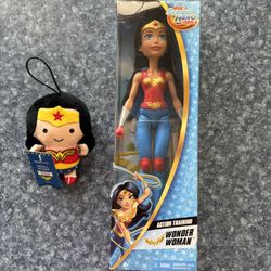 New Wonder Woman DC Superhero & Stuffed Wonder Woman 