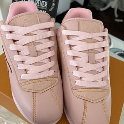 LV woman’s buttersoft shoes