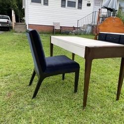 Dior Desk  Whit Chair 