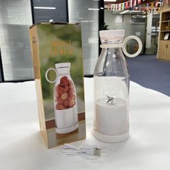 Portable Mini Juice Blender – USB Rechargeable Smoothie Maker