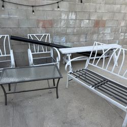 Patio chairs set