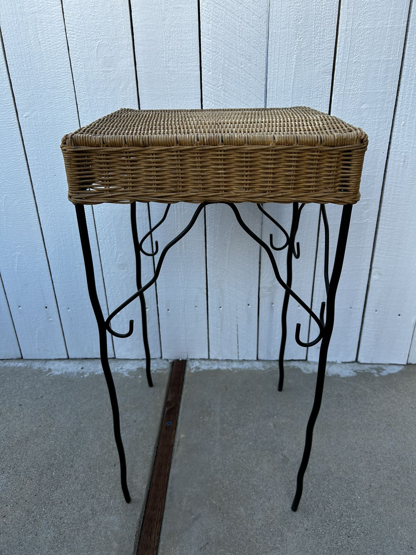 Rattan / Wicker Black Metal Side Table