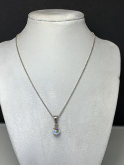 Italy 925 silver necklace with sparkly crystal pendant 26”inches long