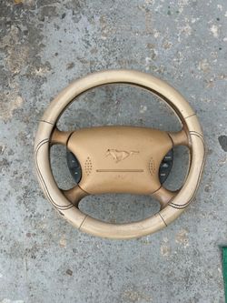 Mustang steering wheel/steering wheel/air bag/ford mustang