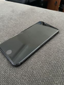 iPhone 8 unlocked