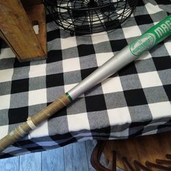 Vintage Louisville Slugger 331 Aluminum Mag Bat Little League 