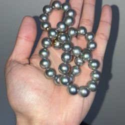 Black Tahitian Pearl Necklace