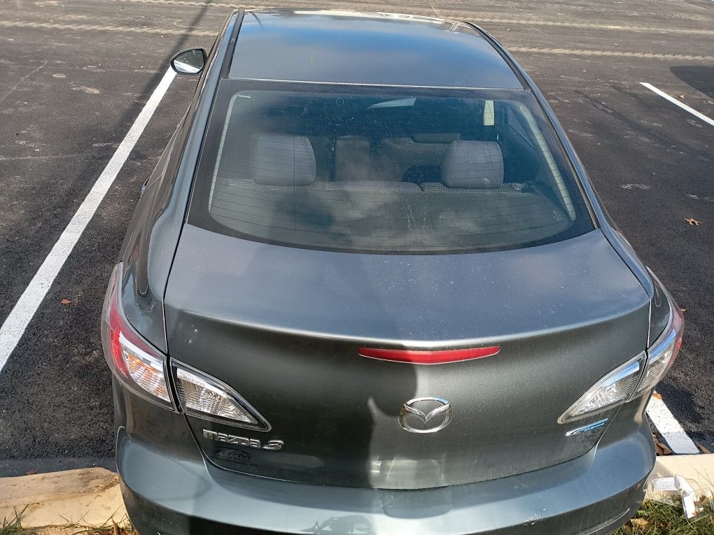 Mazda 3 Grey 2011