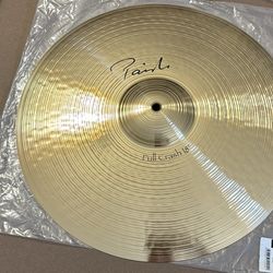 Paiste Signature 18” Full Crash New Condition Excellent Cymbal 