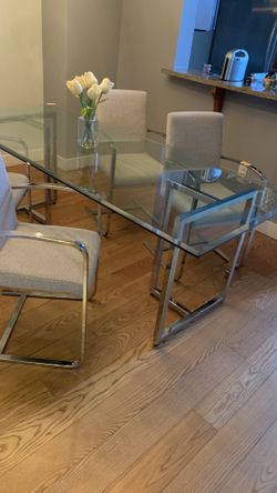 DINING TABLE WITH CHAIRS