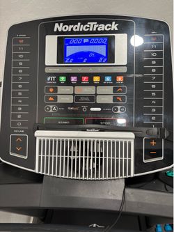 I CAN DELIVER - Nordic Track Treadmill - Always indoors, Clean, No Pet Hair, No Fraying Belt