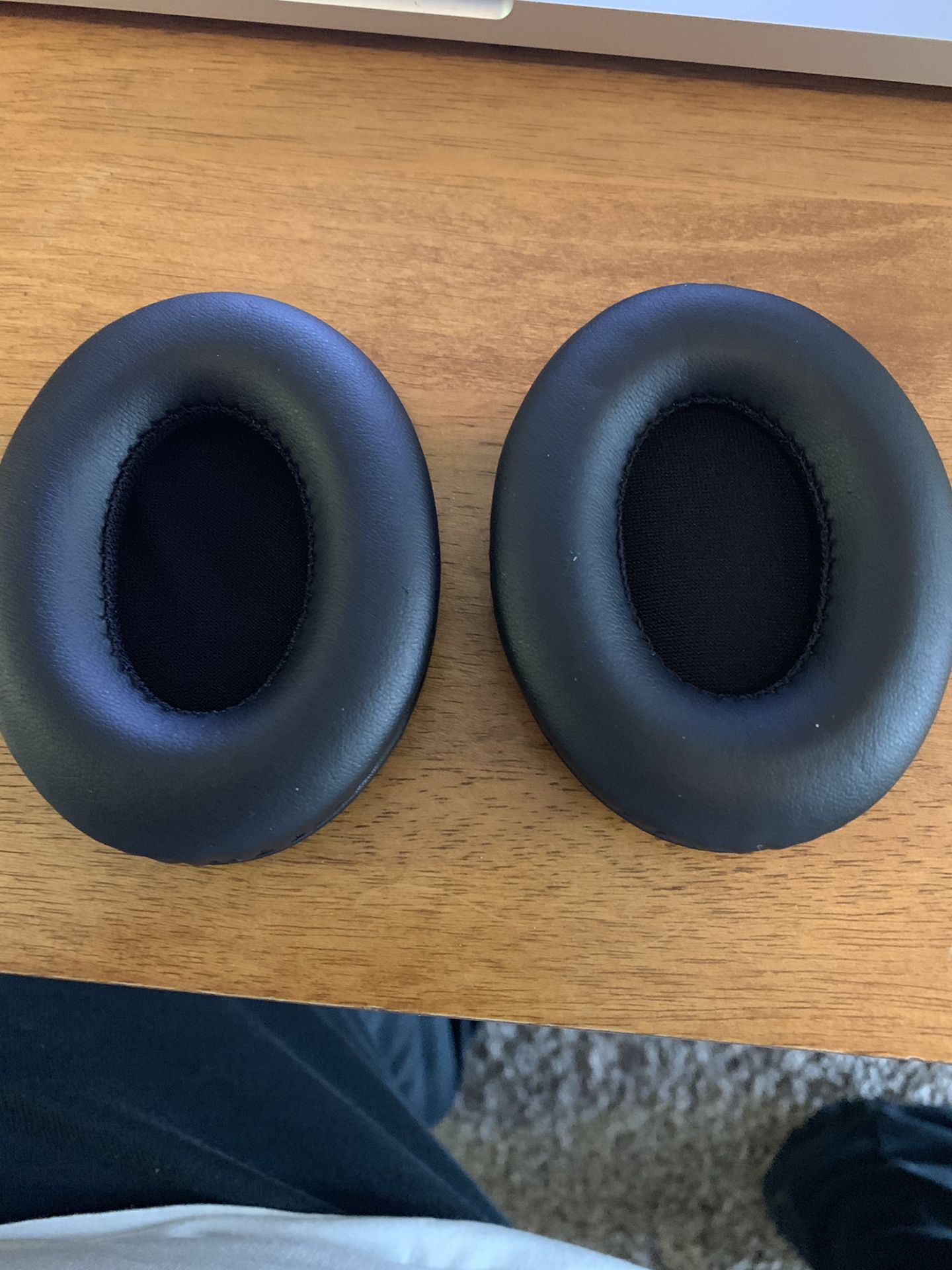 Replacement ear pads for beats Studio