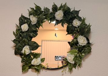 18” floral mirror