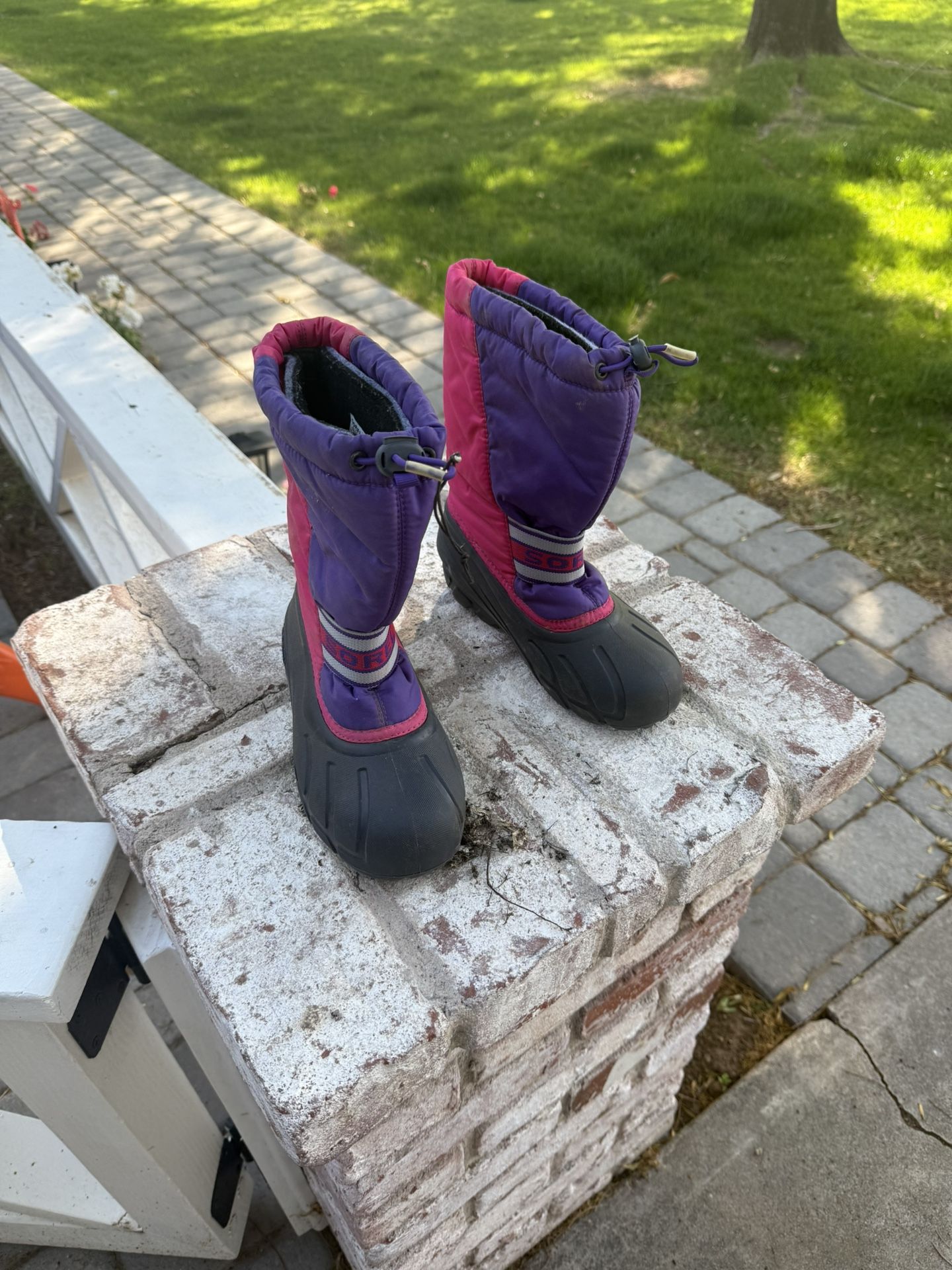 sorel kids snow boots