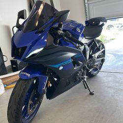2024 Yamaha R7