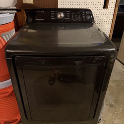 Samsung Electric Dryer -Like New
