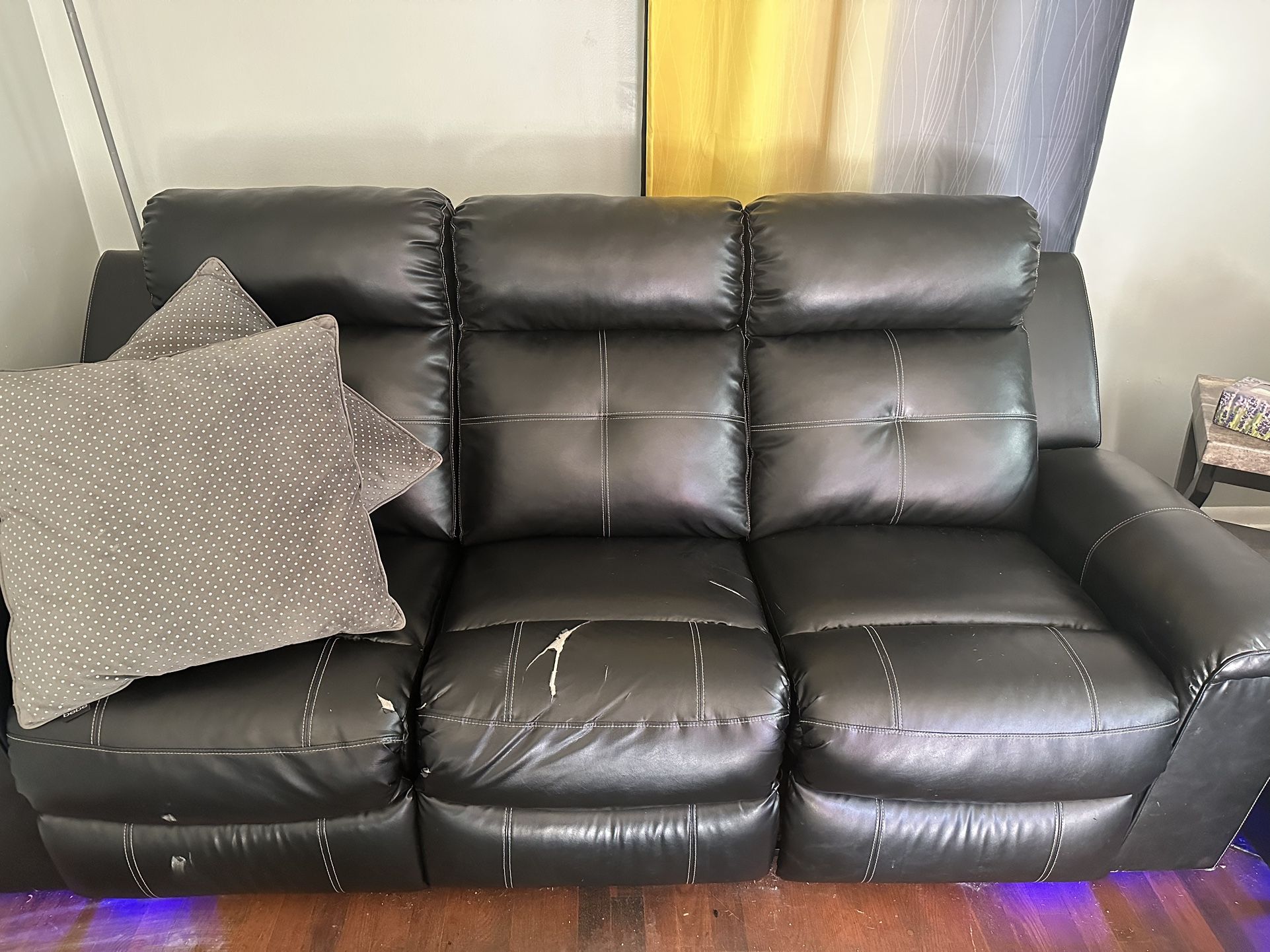 Reclining Sofa Set Must Go Today! Make An Offer!