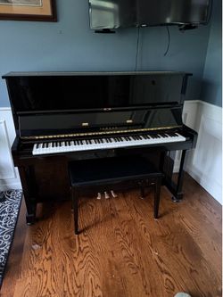 Yamaha upright U1E