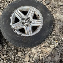 🛞One Tire And Rim 235/70R16