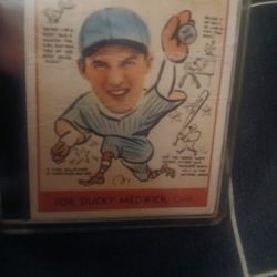 1938 Vintage Medwick Baseball Card