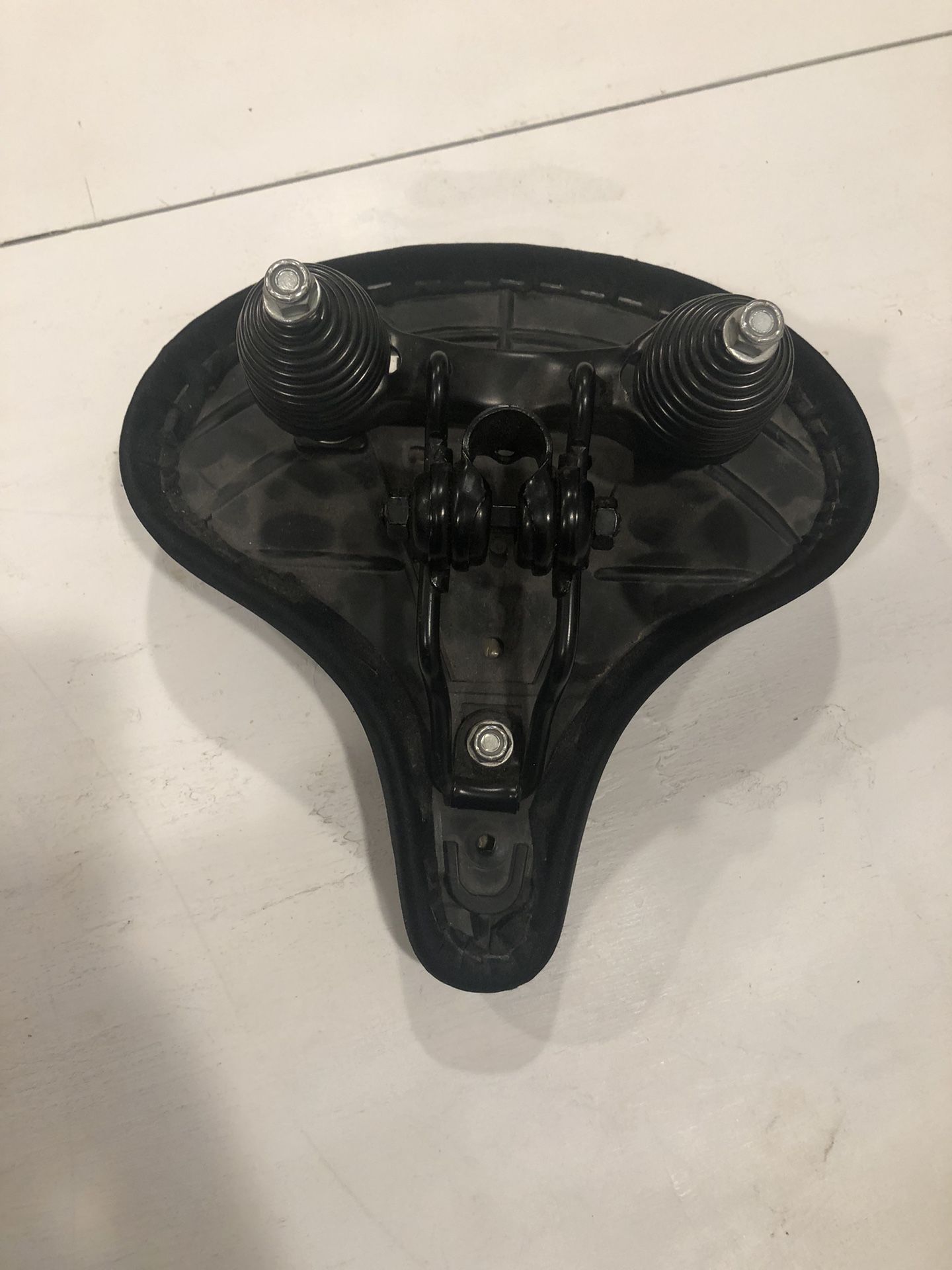 Black TRICO SPORTS MEMOFLEX II 2 BICYCLE SEAT Heavy Springs Bike for Sale in Wall Township NJ OfferUp