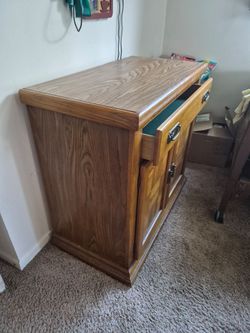 TV STAND WALNUT/BUFFET