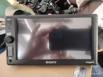Sony touchscreen car stereo