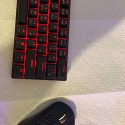 Hyper X pulsefire wirelessmouse RK Royal Kludge 60% keyboard 