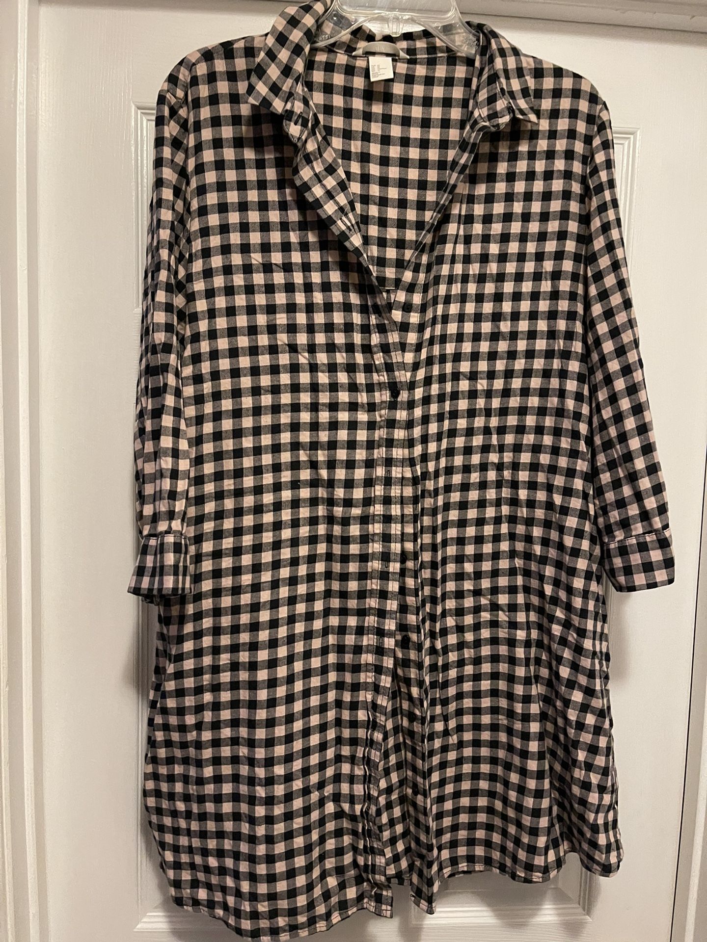 H&M Plaid Flannel Long Sleeve Dress/ TUNIC Size 12 ladies smoke free like new condition 