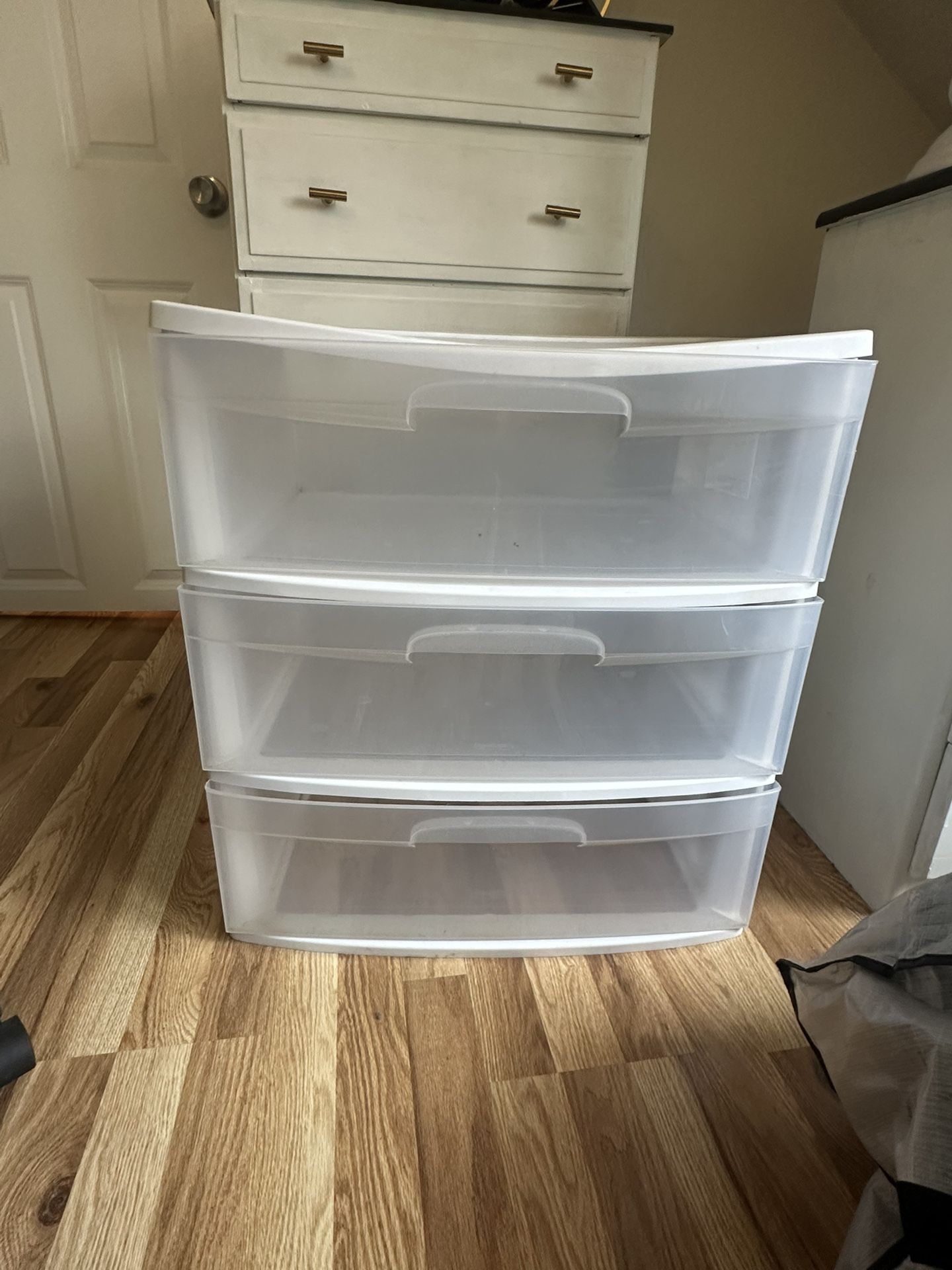 plastic 3 drawer bin