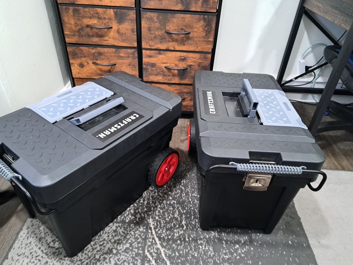 Craftsman 17 Gallon tool bin
