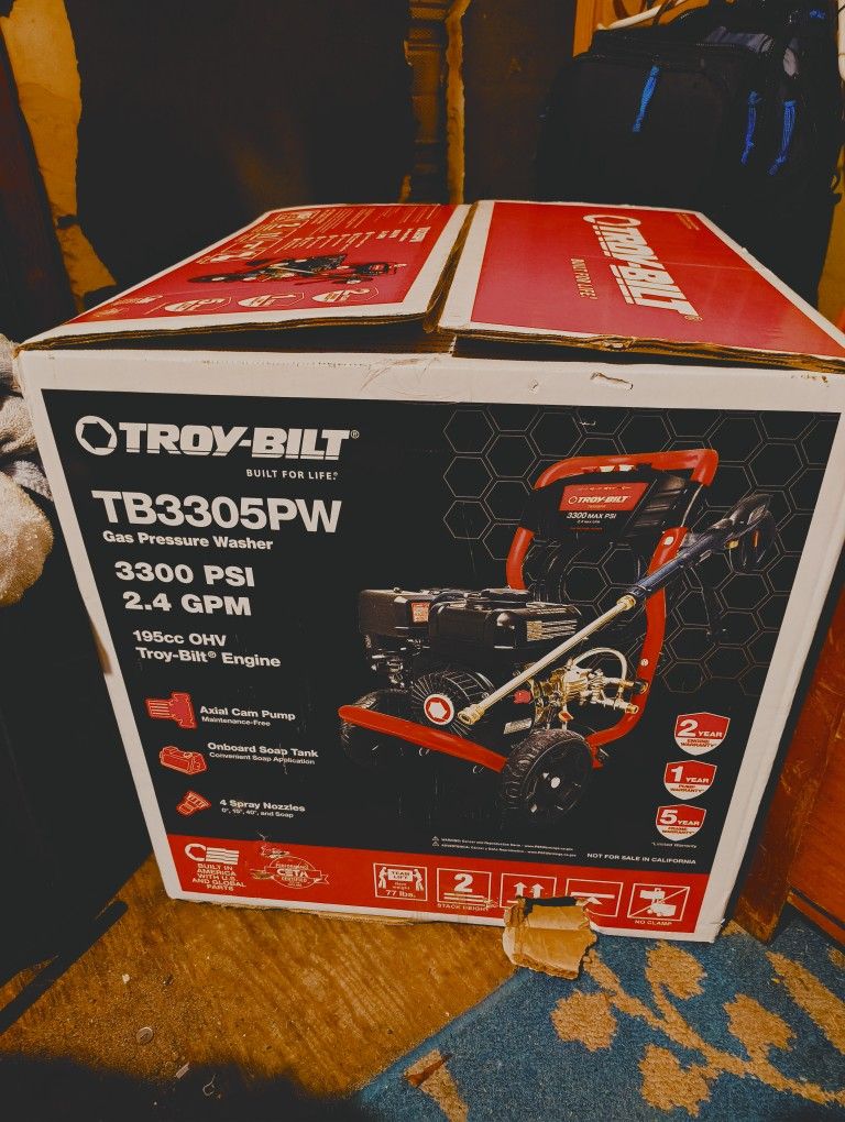 Troy-Bilt Pressure Washer 3300 PSI 2.4 GPM