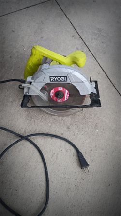 Ryobi Saw