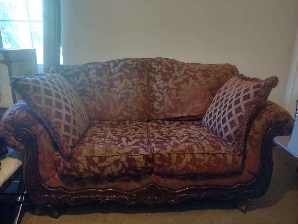 Free Sofa