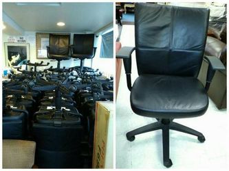 FULLY ADJUSTABLE BLACK LEATHER OFFICE CHAIRS IN GOOD CONDITION 50 AVAILABLE