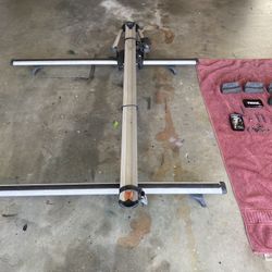 Thule Roof Rack and Tray