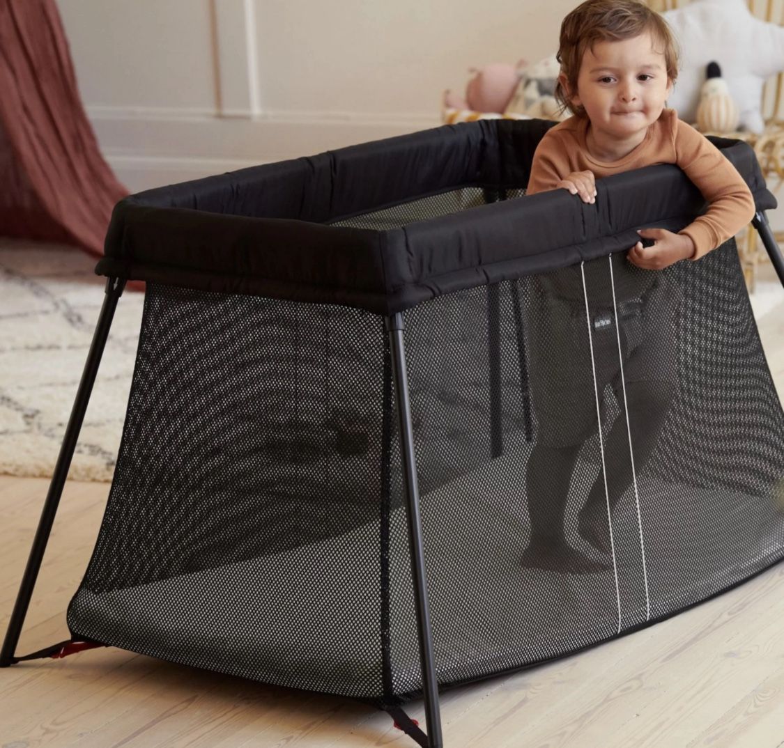 Travel crib: BabyBjorn