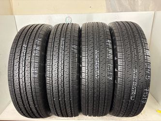 Set 4 tires 245 75 17 nexen  roadian htx2 like new no repairs